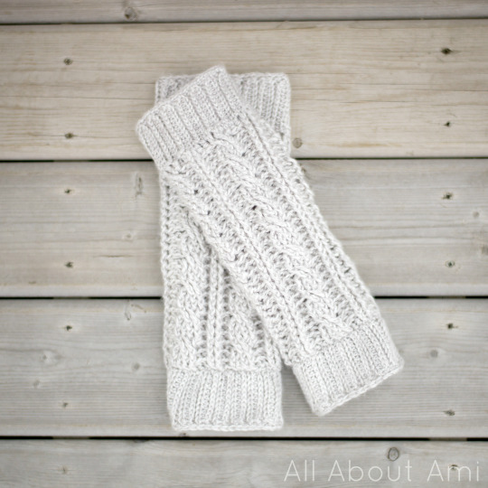 Cable Knit Legwarmers — ETOILE