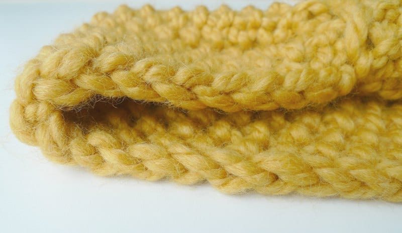 Seed Stitch Headband Knitting Pattern